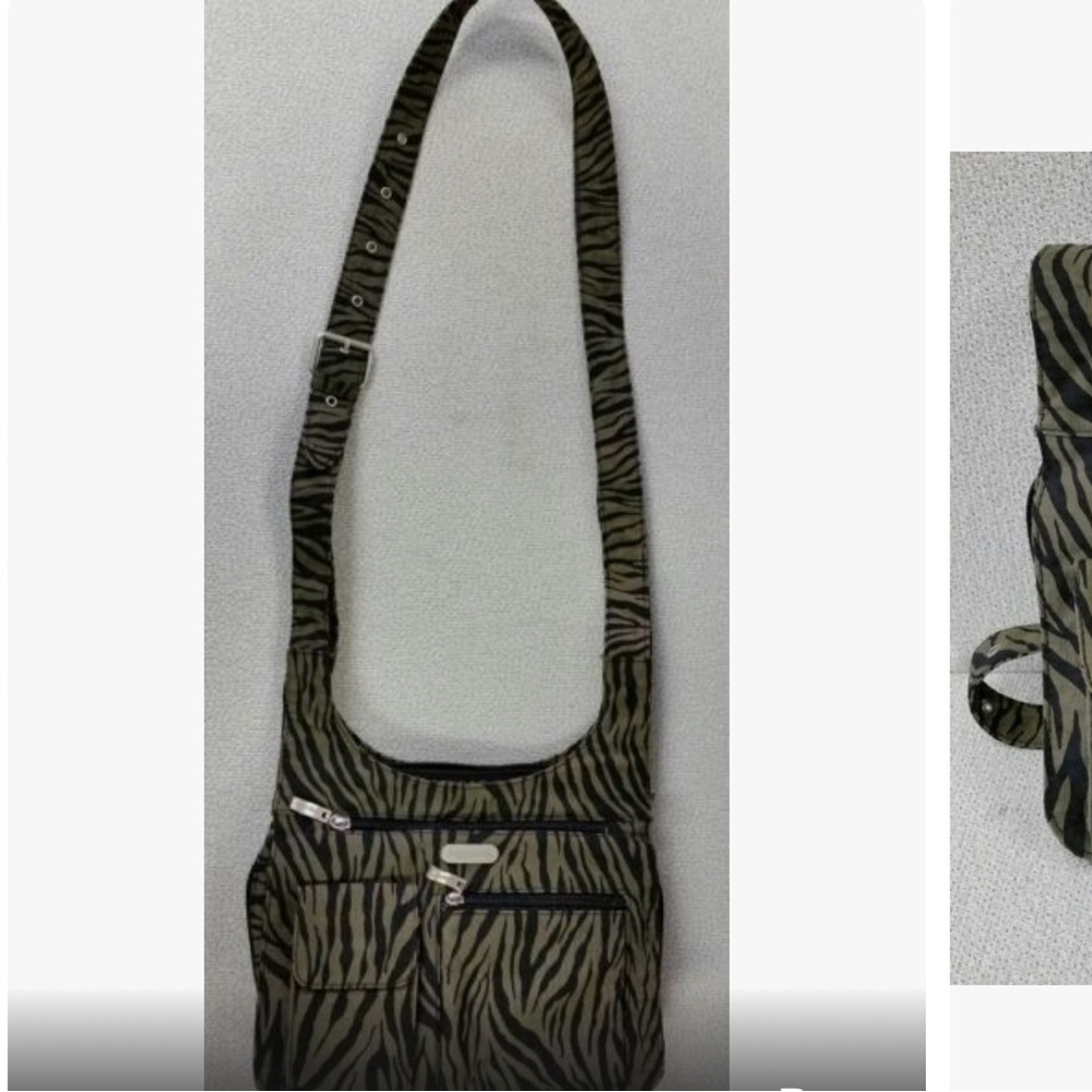 Baggallini Cross Body Travel Bag, Medium Size